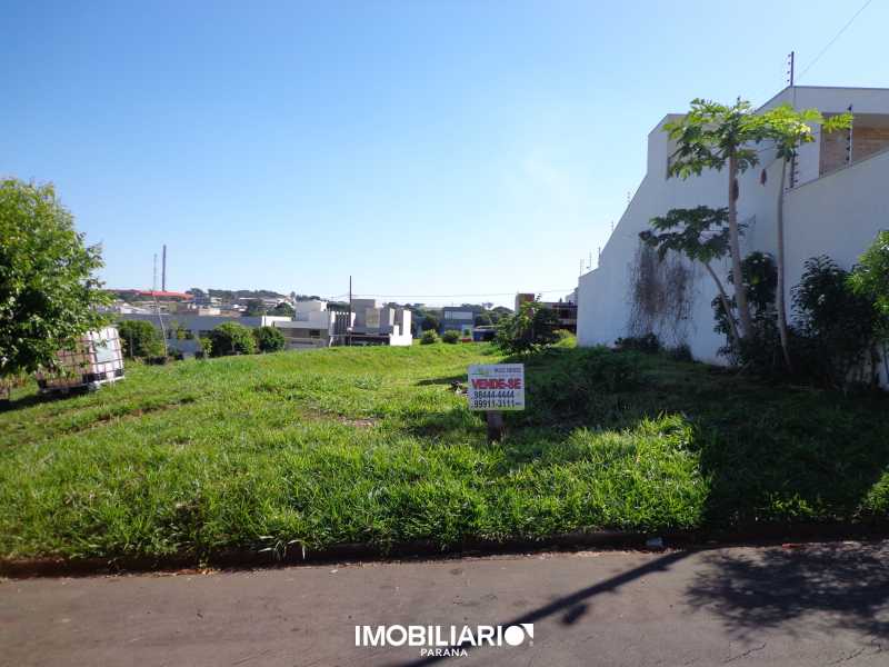 Terreno para  Venda em Umuarama pela Paulo Mendes