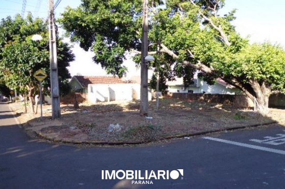 Terreno para  Venda em Umuarama pela Araujo