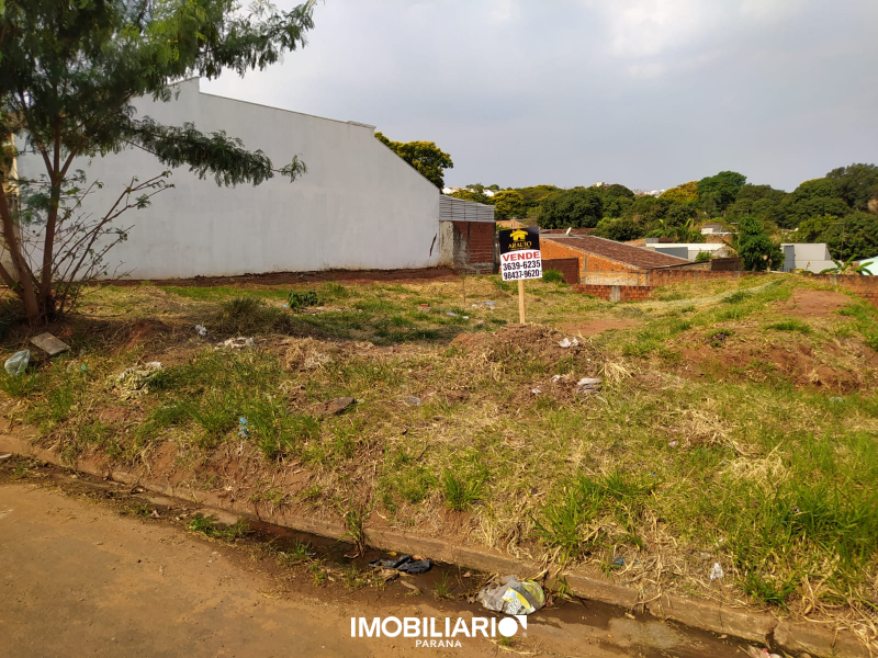 Terreno para  Venda em Umuarama pela Araujo