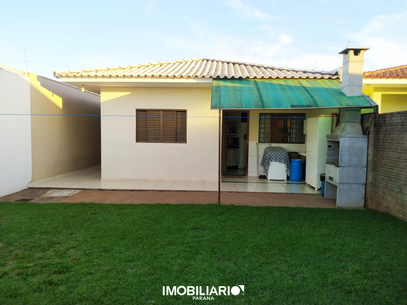 vista dos fundos do imóvel