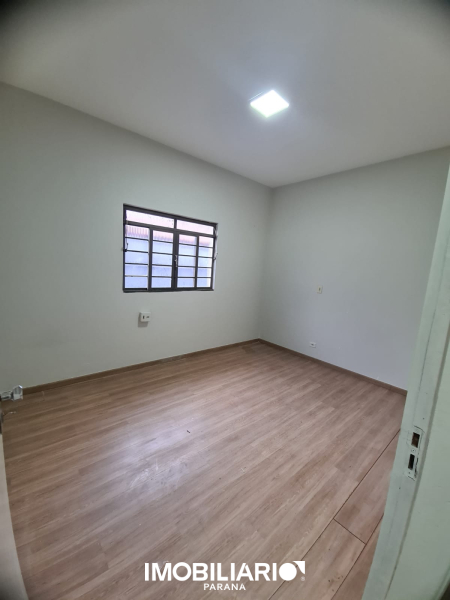 Residência para  Venda em Umuarama pela Novo Teto