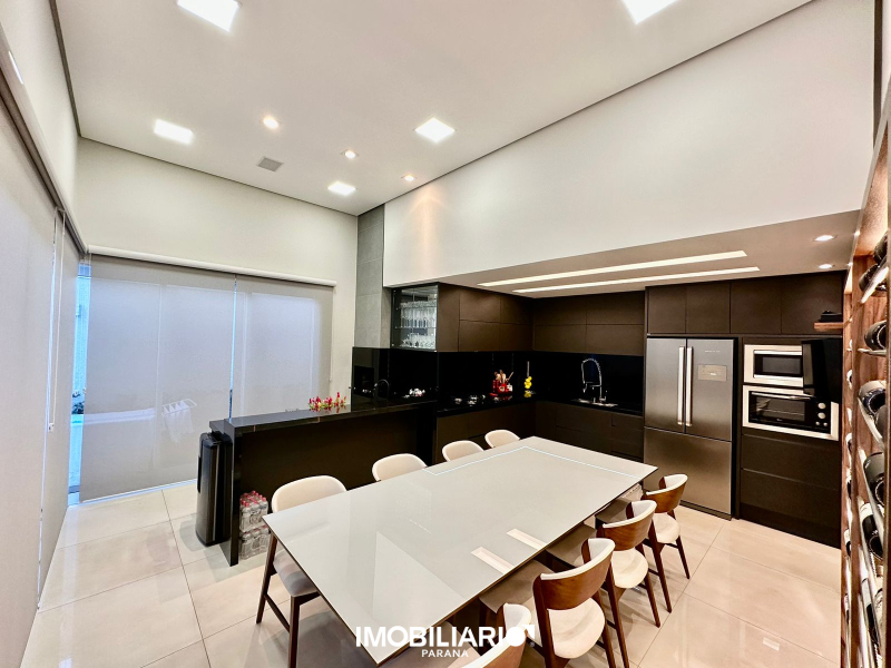 Residência para  Venda em Umuarama pela Novo Teto