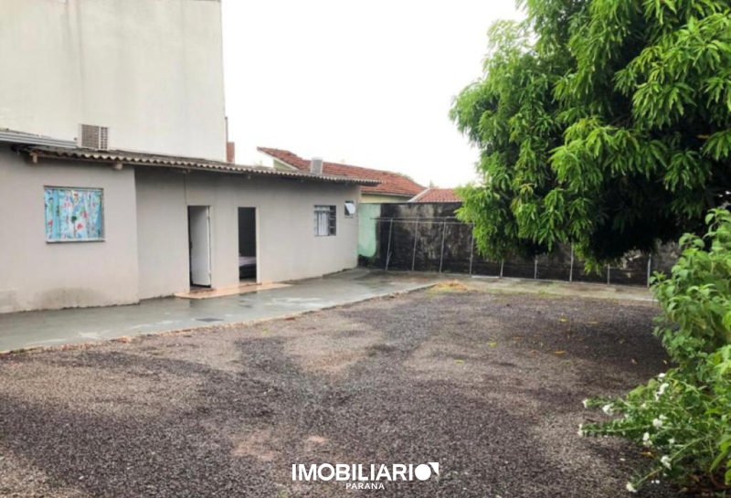 Salão Comercial para  Venda em Umuarama pela Elisia Neves