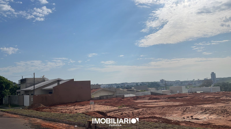 Terreno para  Venda em Umuarama pela Emerson