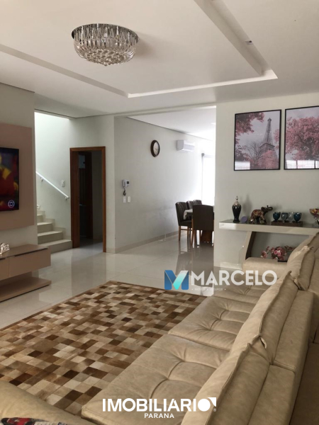 Sobrado para  Venda em Umuarama pela Marcelo