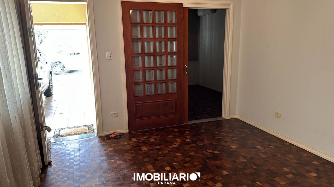 Residência para  Venda em Umuarama pela Pizzaia