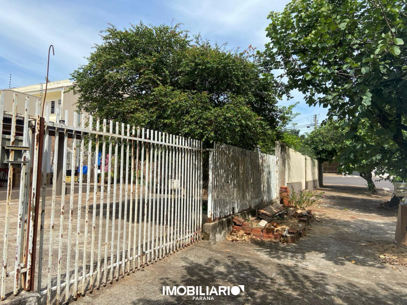 Terreno para  Venda em Umuarama pela Elisia Neves