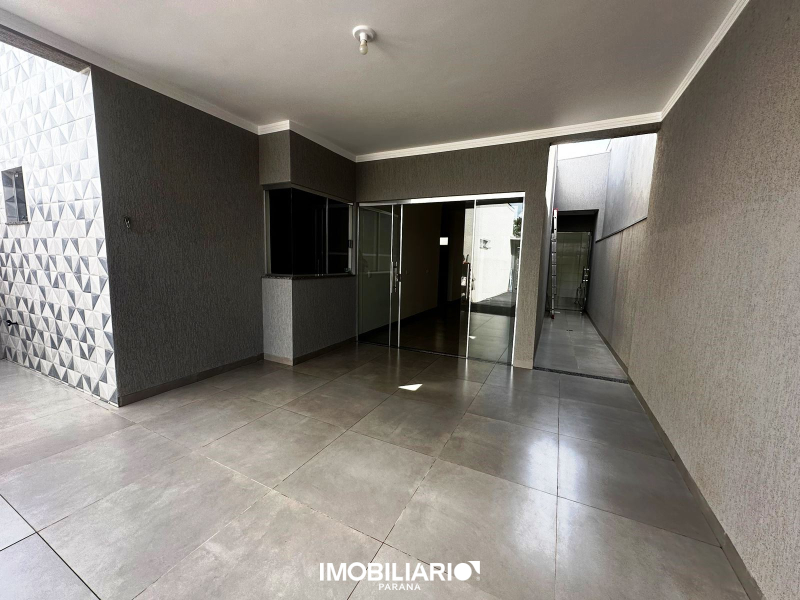 Residência para  Venda em Umuarama pela Elisia Neves