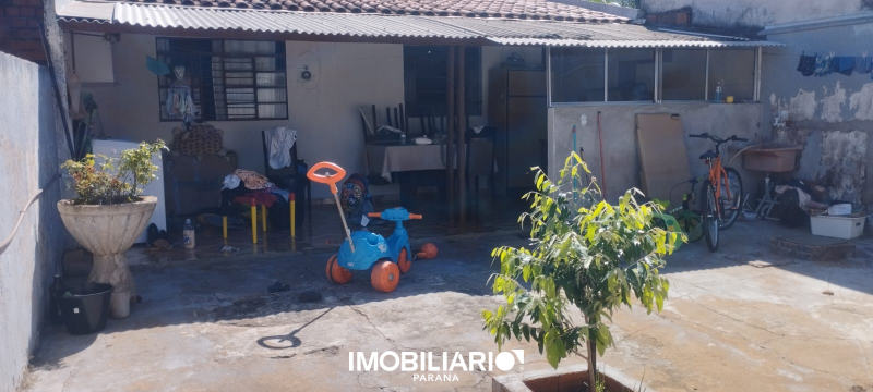 Residência para  Venda em Umuarama pela Delta