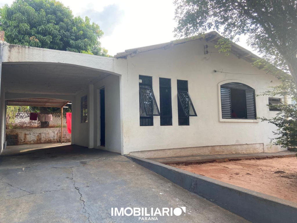 Residência para  Venda em Umuarama pela Elisia Neves