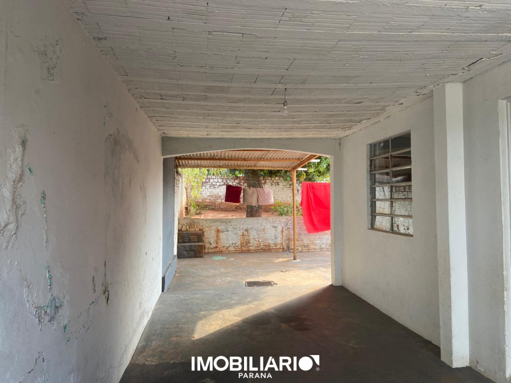 Residência para  Venda em Umuarama pela Elisia Neves