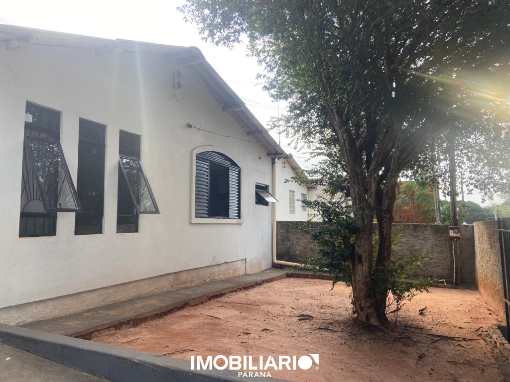 Residência para  Venda em Umuarama pela Elisia Neves