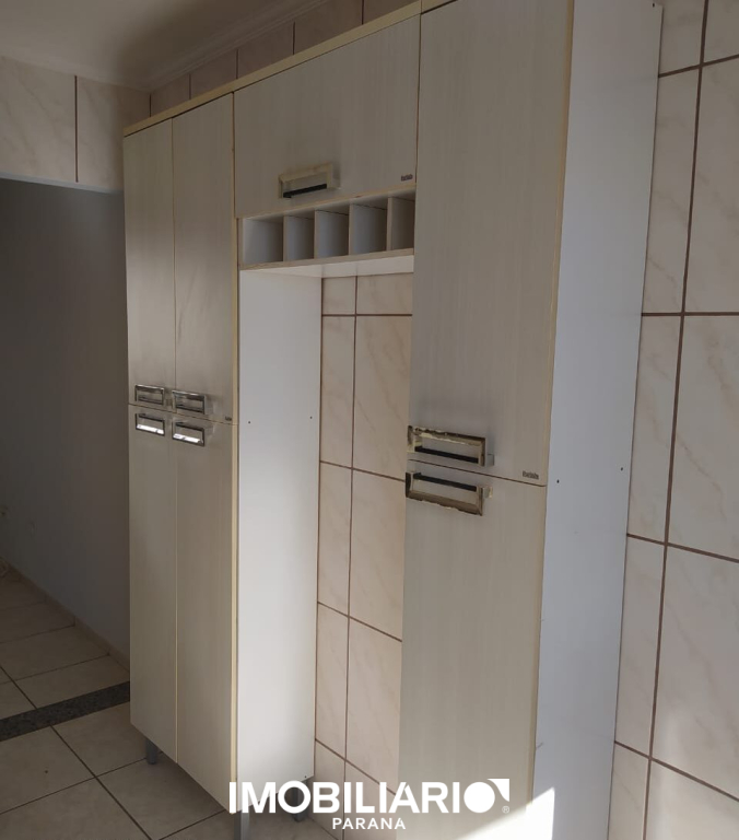 Apartamento para  Venda em Campo Mourão pela W. Hanse Imóveis