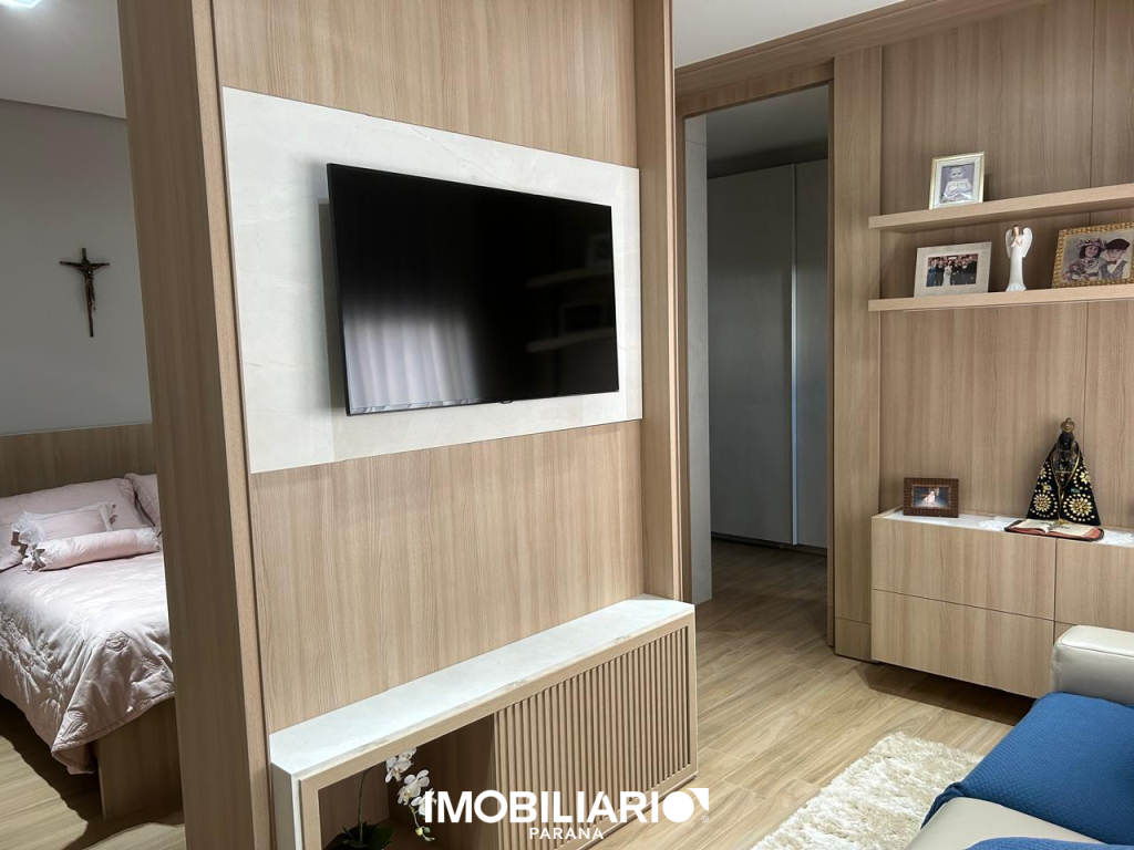 Residência condomínio residencial Mont Blanc  Sendo: Área terreno 361 m2 Área construída 261 m2 Sendo: 1 suite master, 2 suítes, sala jantar, sala tv área gourmet com churrasqueira, lavabo, piscina, garagem. Obs: imóvel todo mobiliado. Preço: 2.500.000,00