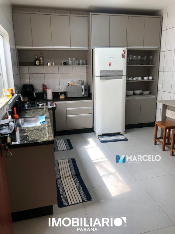 Sobrado para  Venda em Umuarama pela Marcelo