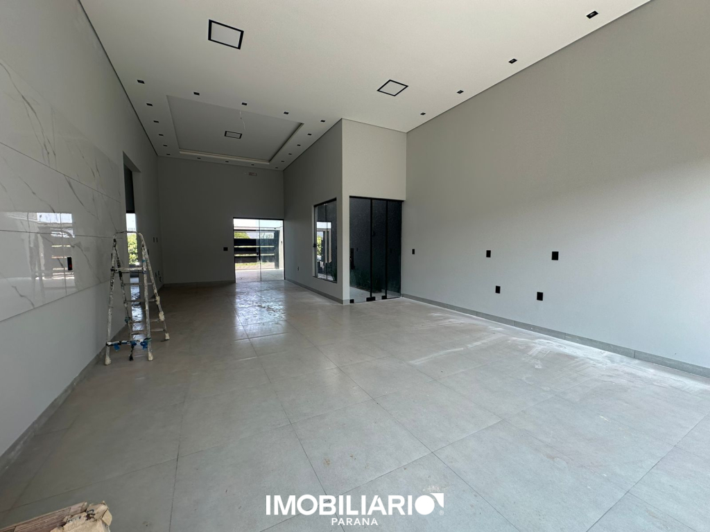 Residência para  Venda em Umuarama pela Elisia Neves