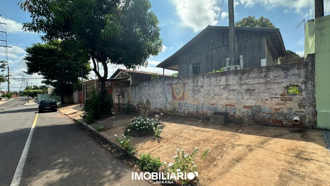 Terreno para  Venda em Umuarama pela Elisia Neves