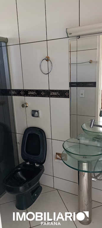 Sobrado para  Venda em Umuarama pela Bom Imóveis