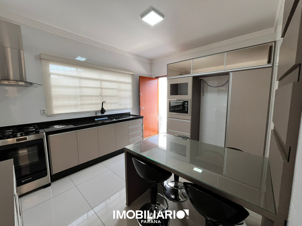 Residência para  Venda em Umuarama pela Ilha Bella