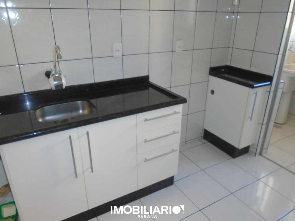 Apartamento para  Venda em Umuarama pela Bom Imóveis