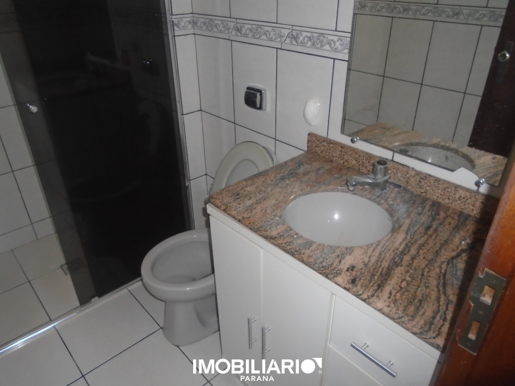 Apartamento para  Venda em Umuarama pela Bom Imóveis