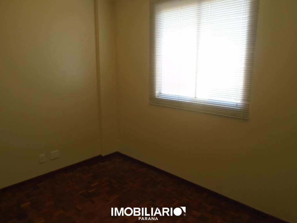 Apartamento para  Venda em Umuarama pela Bom Imóveis