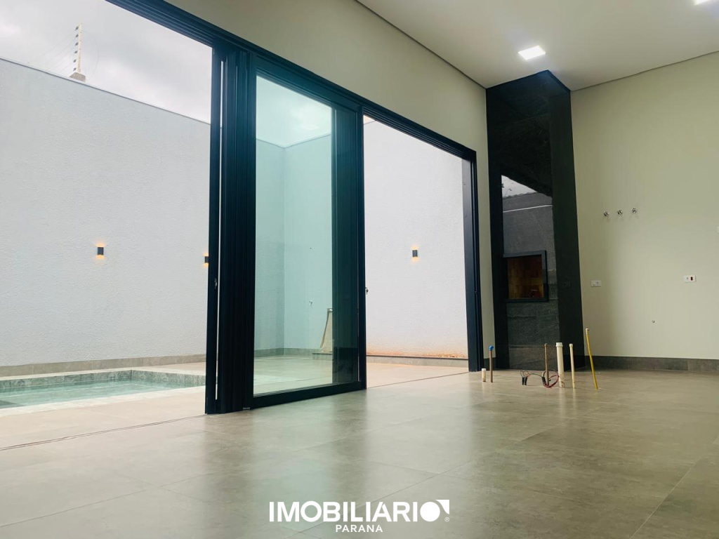 Residência para  Venda em Umuarama pela Elisia Neves