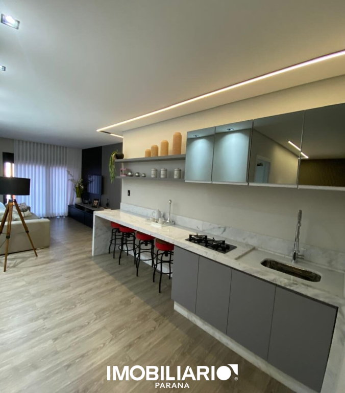 Sobrado para  Venda em Campo Mourão pela W. Hanse Imóveis