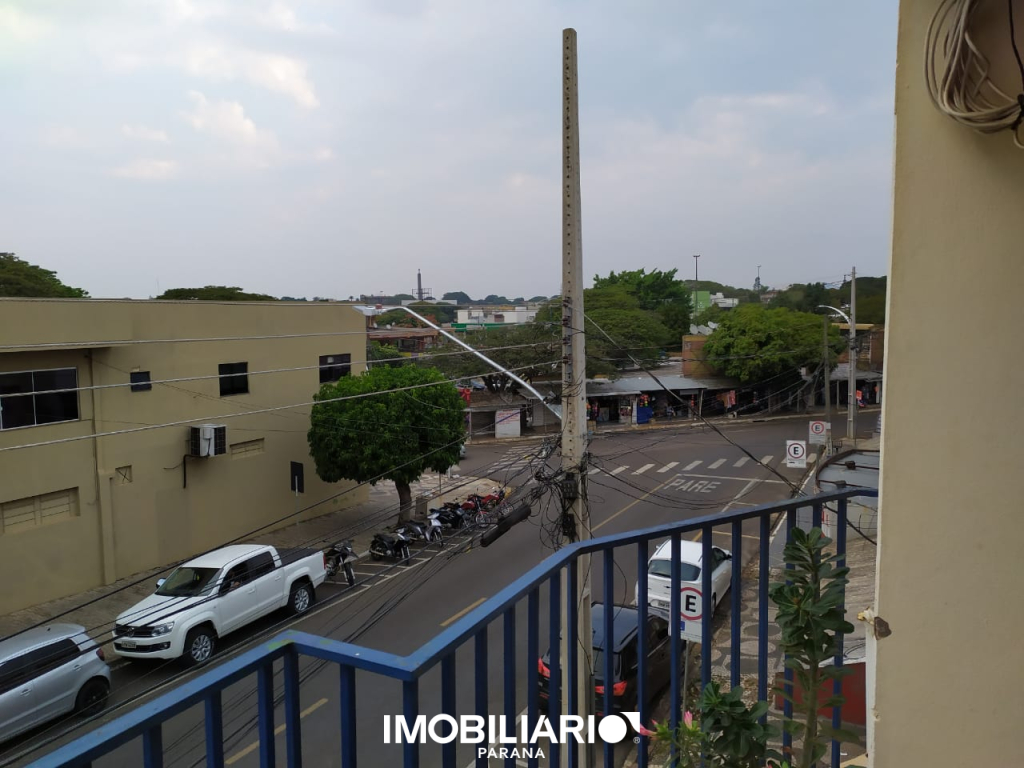 Salão Comercial para  Venda em Umuarama pela Pizzaia