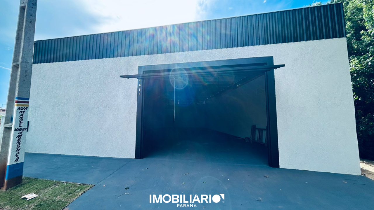 Salão Comercial para  Alugar em Umuarama pela Emerson