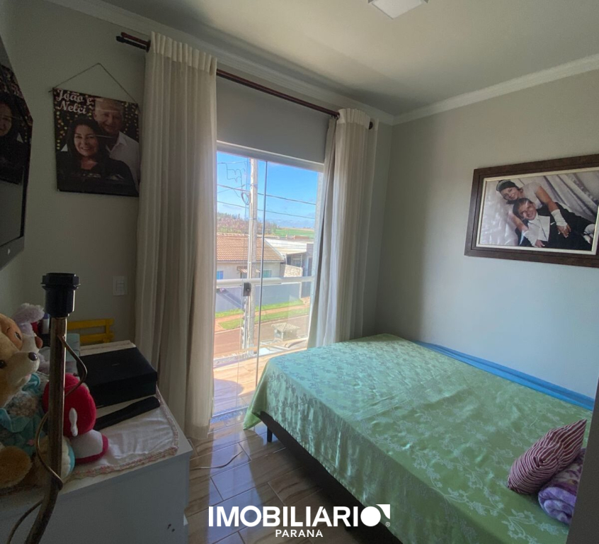 Sobrado para  Venda em Campo Mourão pela W. Hanse Imóveis