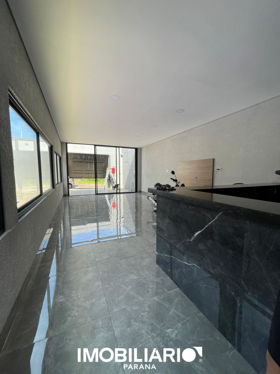 Residência para  Venda em Umuarama pela Elisia Neves