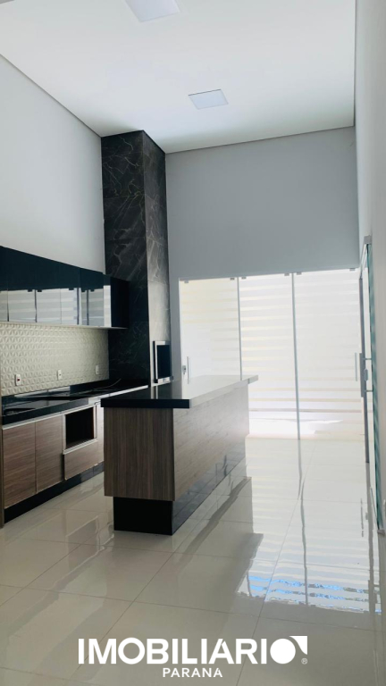Residência para  Venda em Umuarama pela Elisia Neves