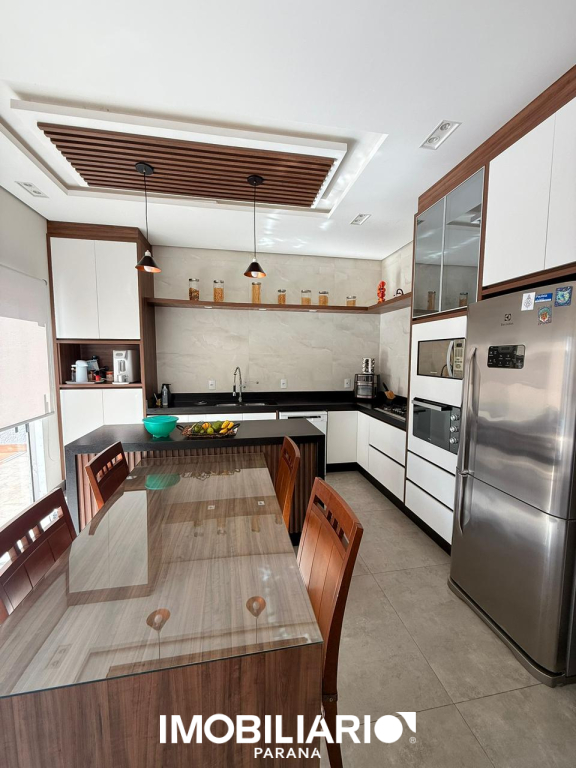 Residência para  Venda em Umuarama pela Marcos Rogério corretor de imóveis