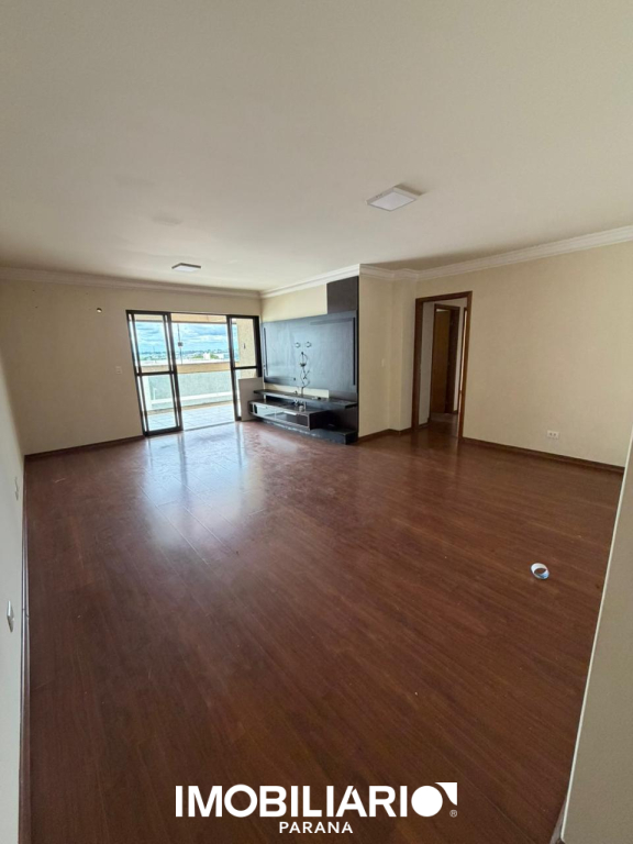 Apartamento para  Venda em Umuarama pela Emerson