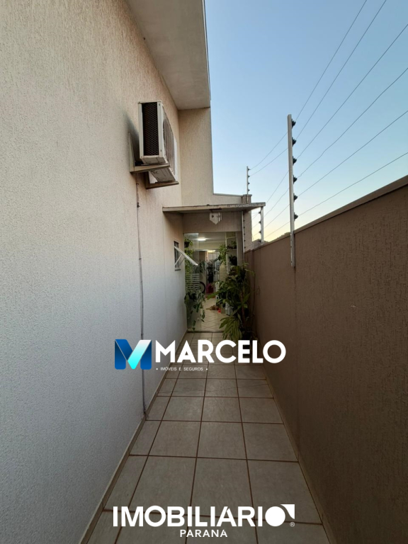 Residência para  Venda em Umuarama pela Marcelo