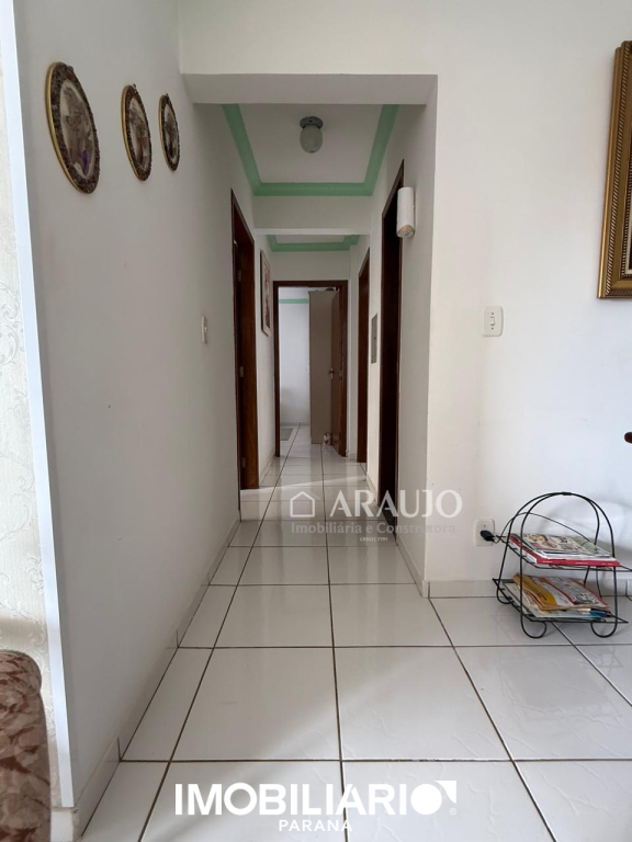 Apartamento para  Venda em Umuarama pela Araujo