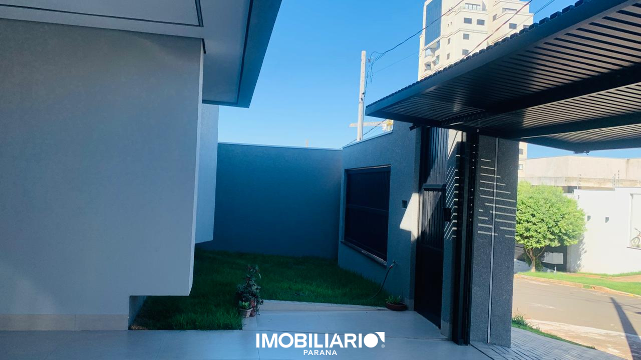 Residência para  Venda em Umuarama pela Elisia Neves