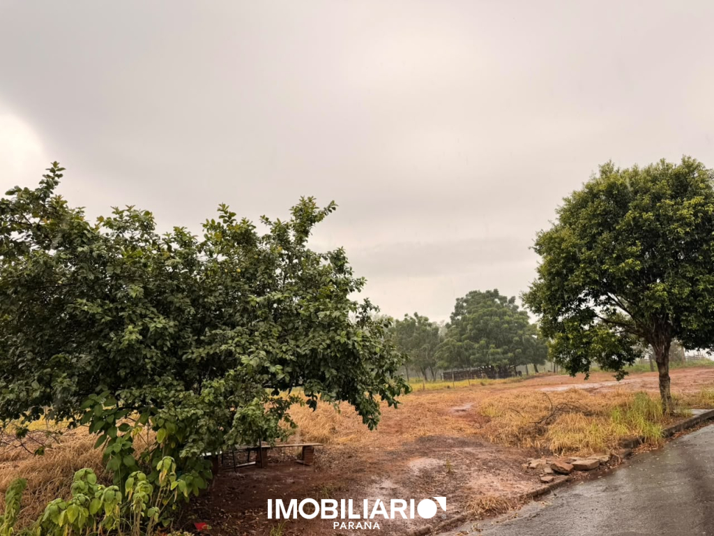 Terreno para  Venda em Umuarama pela Emerson