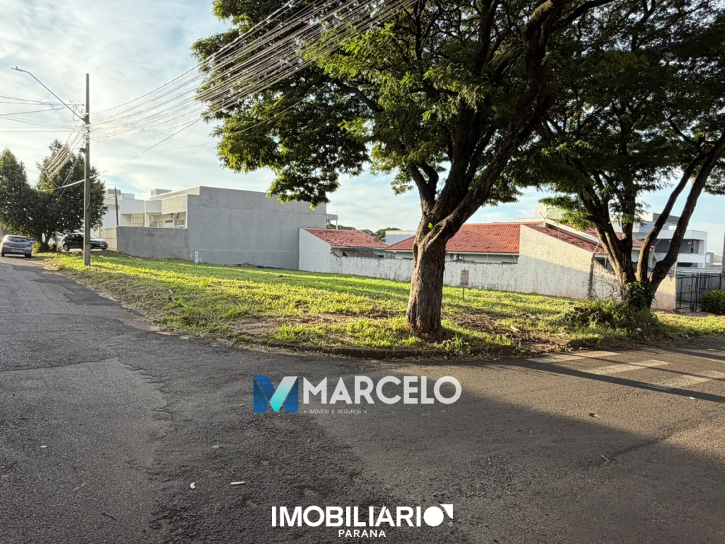 Terreno para  Venda em Umuarama pela Marcelo imóveis