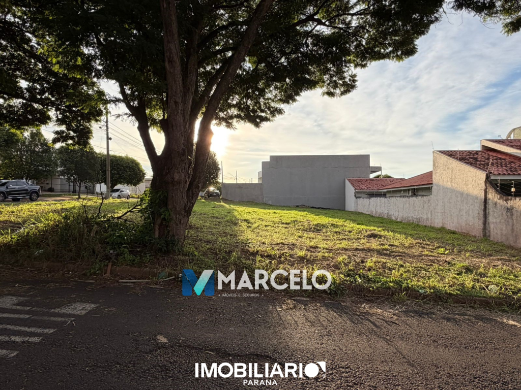 Terreno para  Venda em Umuarama pela Marcelo imóveis