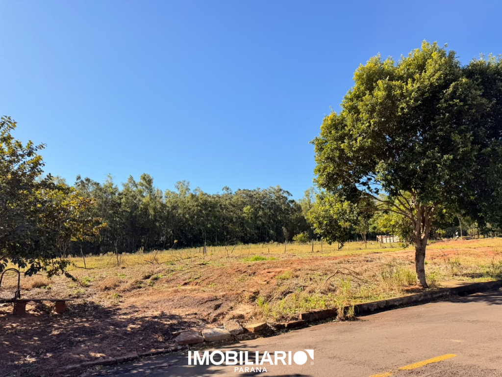 Terreno para  Venda em Umuarama pela Emerson