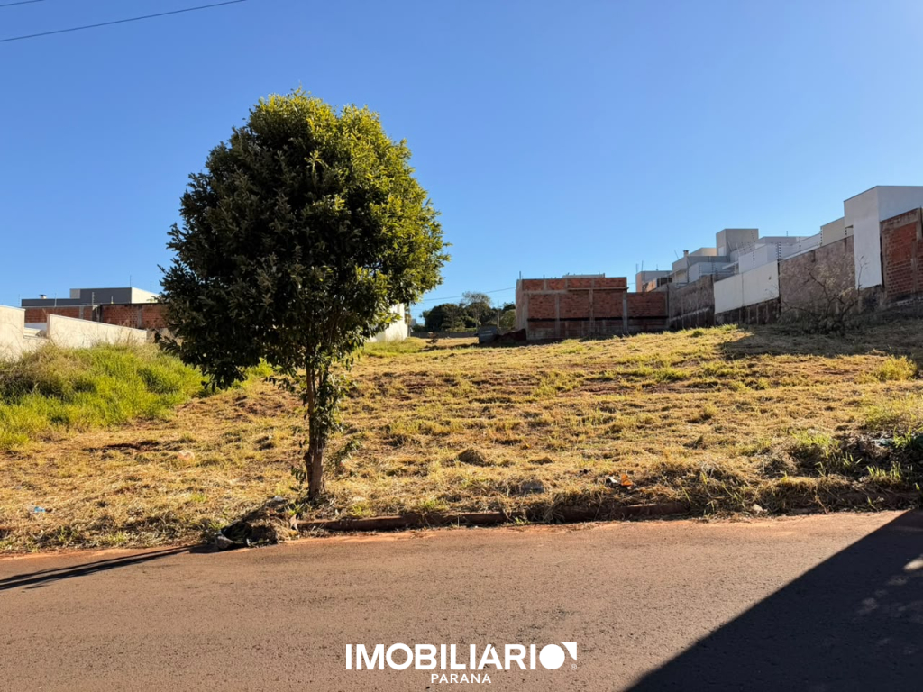 Terreno para  Venda em Umuarama pela Emerson