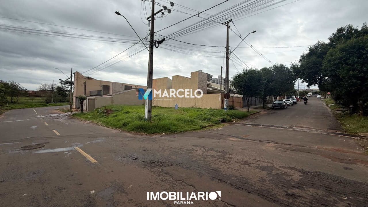 Terreno para  Venda em Umuarama pela Marcelo imóveis