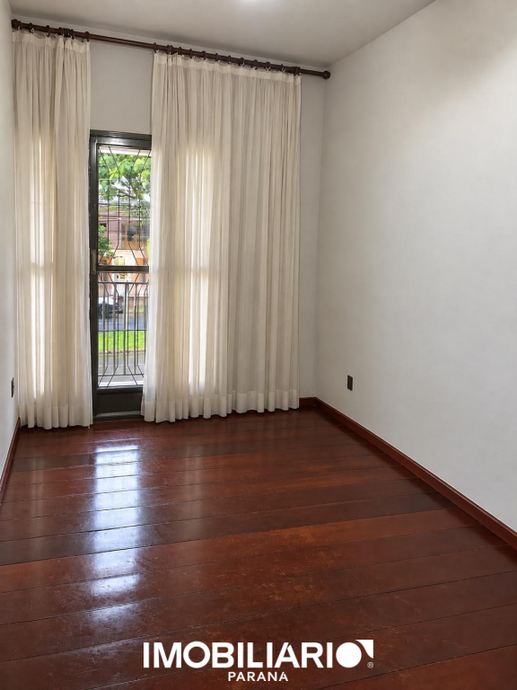 Sobrado para  Venda em Umuarama pela Sublime imóveis