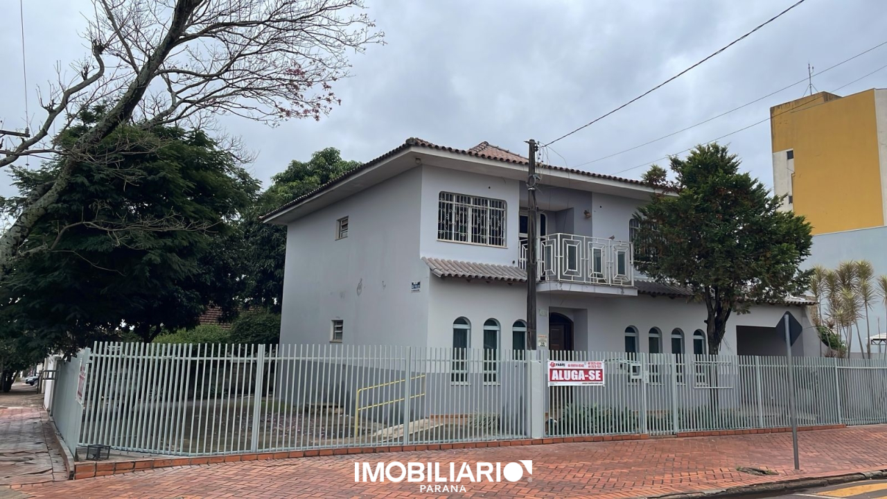 Alugar Sobrado - Centro