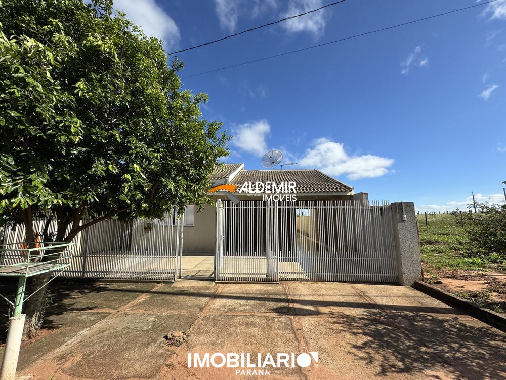 Venda Residência - No Distrito de Serra dos...