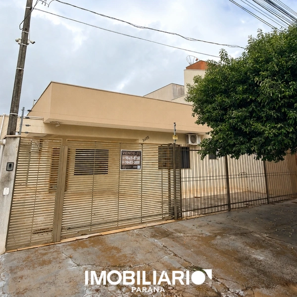 Venda Residência - JARDIM TAMOIO