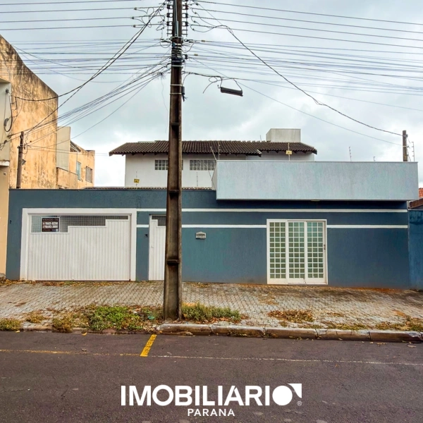 Venda Sobrado - SOBRADO COM SALA COMERCIAL