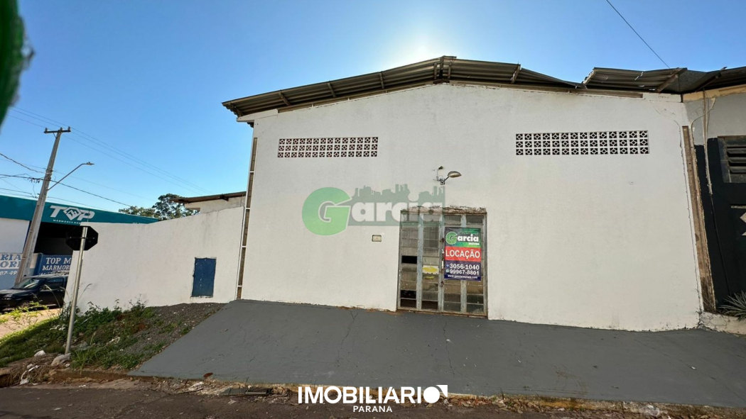 Salão Comercial para  alugar em Parque Industrial II, Umuarama, 200,00m²